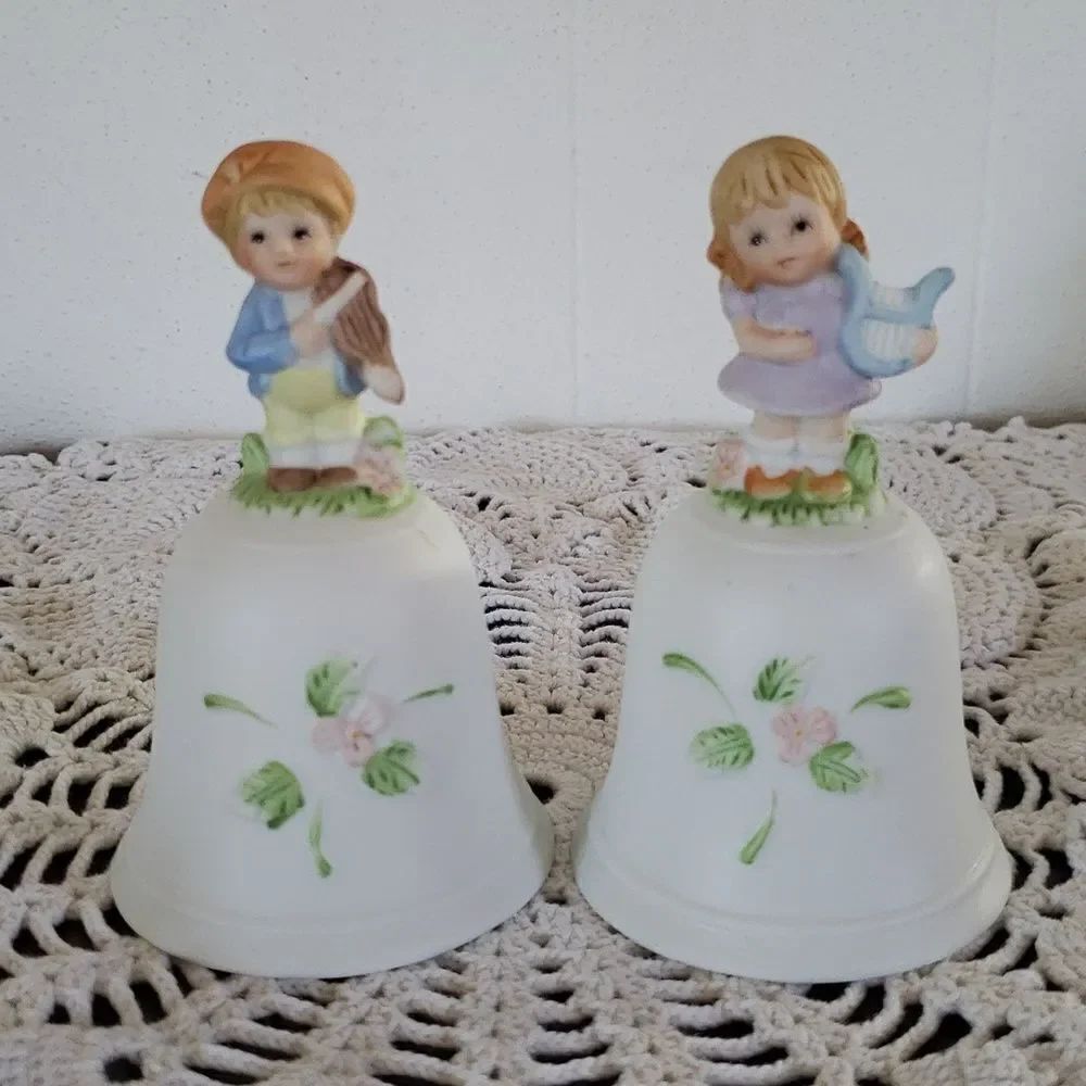 Cute Pair Vtg Homco Porcelain Bells Boy Girl Playing Instruments Floral Design